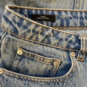 Frank And Oak Stevie Tapered Light Wash Jeans. Size 30.